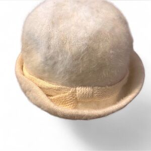 Betmar Ivory Cloche Hat